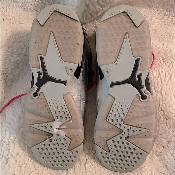 🔥Authentic Air Jordan VI 6 Retro GG Valentines Day' Sneakers! - Picture 4 of 7